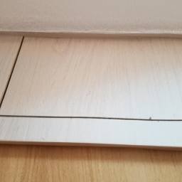 vinyl baseboard trim